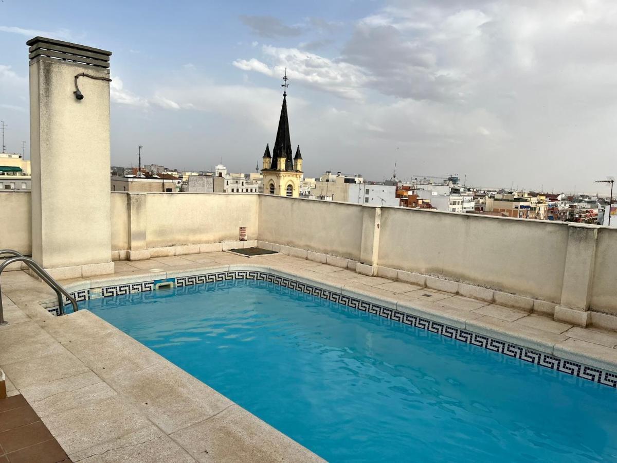 Apartamento En Chamberi Con Piscina - Lovely Apartment In The City Center With Swimming Pool 마드리드 외부 사진