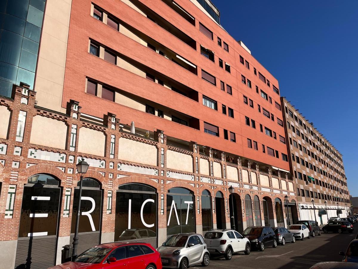Apartamento En Chamberi Con Piscina - Lovely Apartment In The City Center With Swimming Pool 마드리드 외부 사진